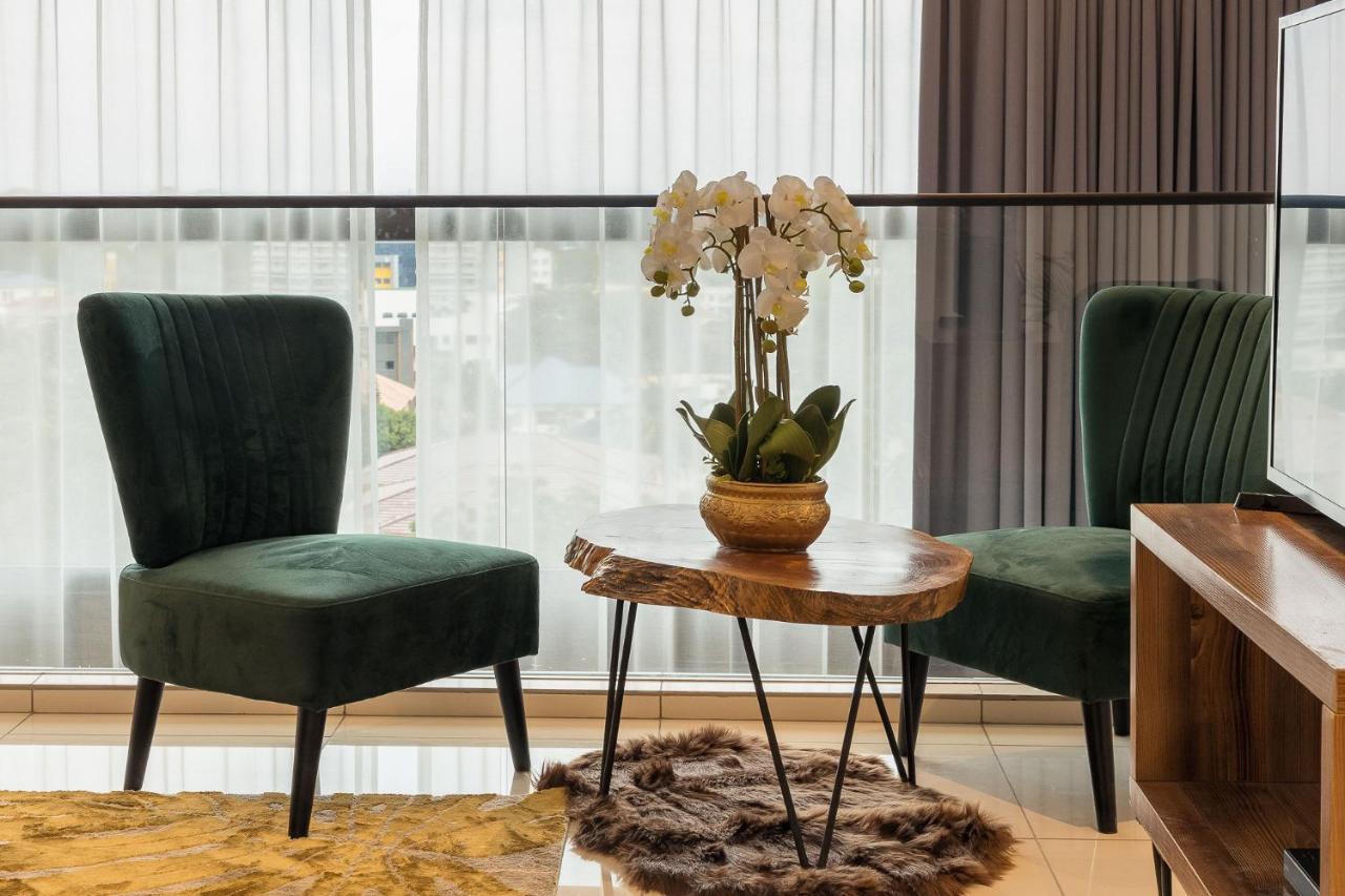 The Avery Loft At Embassy Gardens, Cantonments Accra Exteriör bild